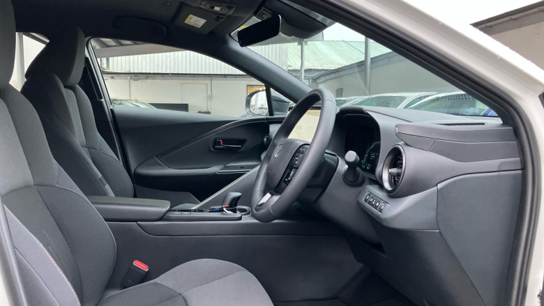 Toyota C-HR 2.0 PHEV Design 5dr CVT Hatchback